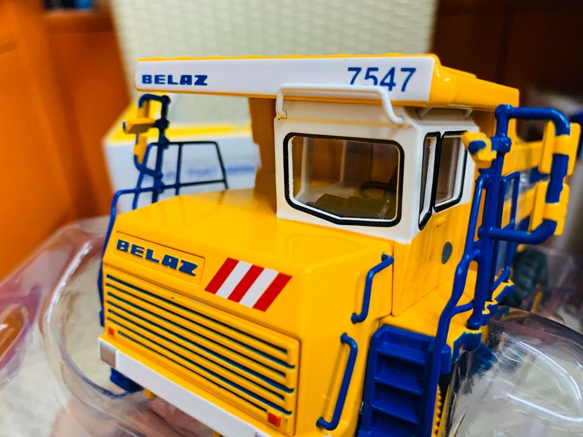 Belaz 7547 Mining Truck 1:50 Scale Metal By Diecast Masters Belaz 7547 Mining Truck 1:50 Scale Metal By Diecast Masters