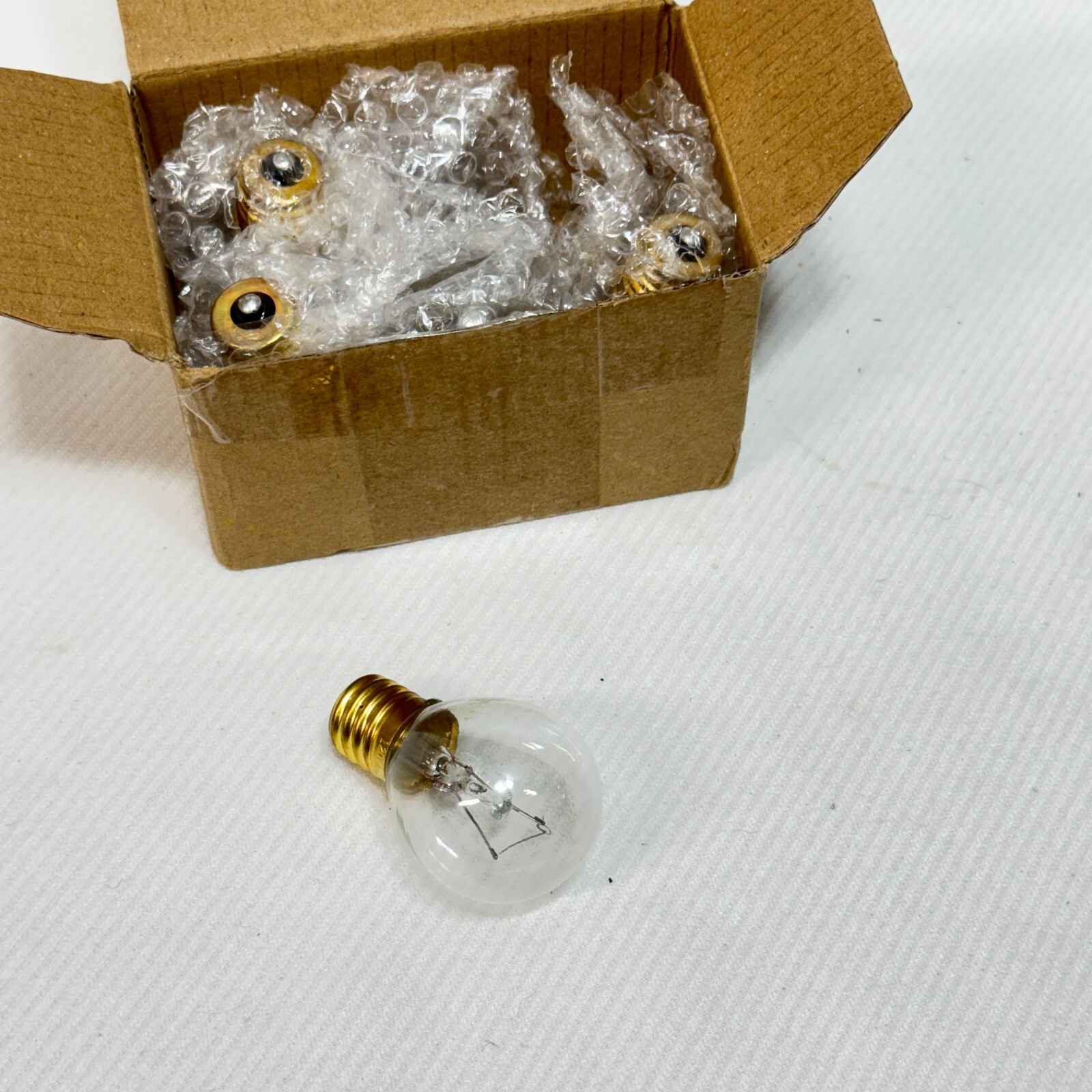 1 X 25w LAVA LAMP LIGHT BULB S type E17 BASE 25 watt S11, 25s11, 25s11N, S11N25