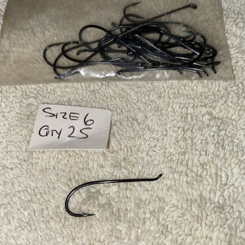 50 Plus Single Low Water Atlantic Salmon Hook #6 And #8 black Fly Tying - Picture 5 of 5