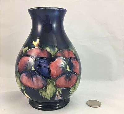 Moorcroft Pottery Pansy Pattern Deep Blue Bud Vase 6 Vintage Ebay