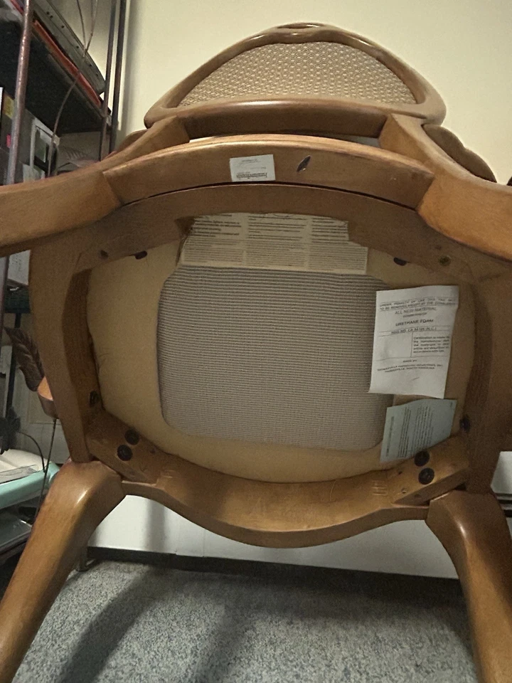 Roble macizo - Juego de sillas de cojín de estilo victoriano con mesa de madera Foto 3 de 4