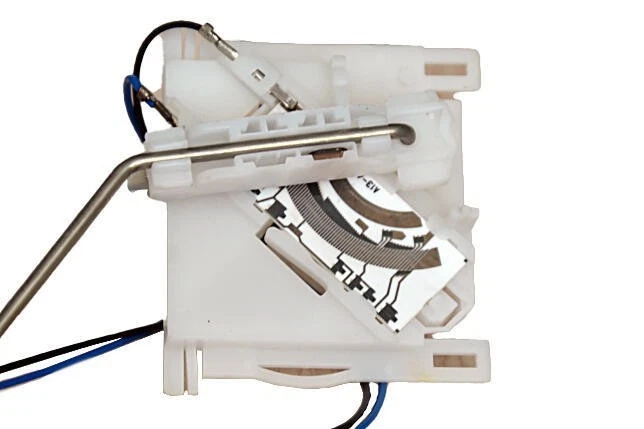 Vemo V10-09-1276 Fuel Tank Sending Unit For 98-10 Volkswagen Beetle Golf Jetta - Image 3 of 3