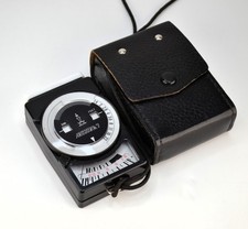 SOVIET USSR UNIVERSAL HANDY LIGHTMETER "LENINGRAD-7"
