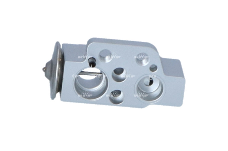 Détendeur climatisation NRF 38417 à régulation thermique haute précision