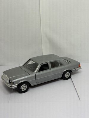 B63 1:24 BBURAGO BURAGO 0122 122 MERCEDES-BENZ 450 SEL 450SEL BLUE EXC. COND.