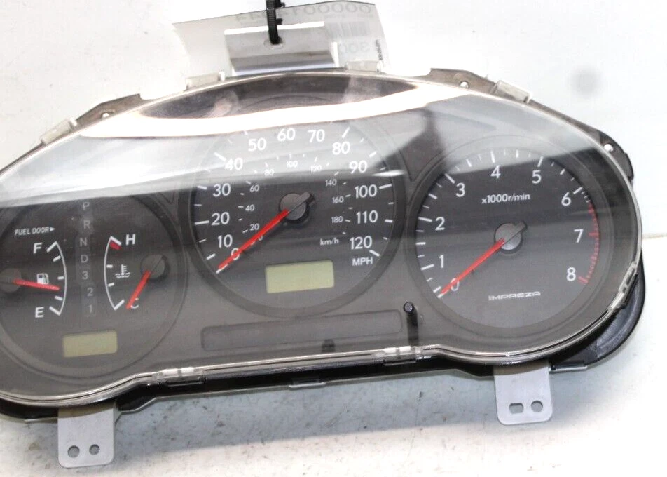 2006 SUBARU IMPREZA INSTRUMENT GAUGE CLUSTER SPEEDOMETER A/T OEM P/N 85002FE110 - Image 2 of 4