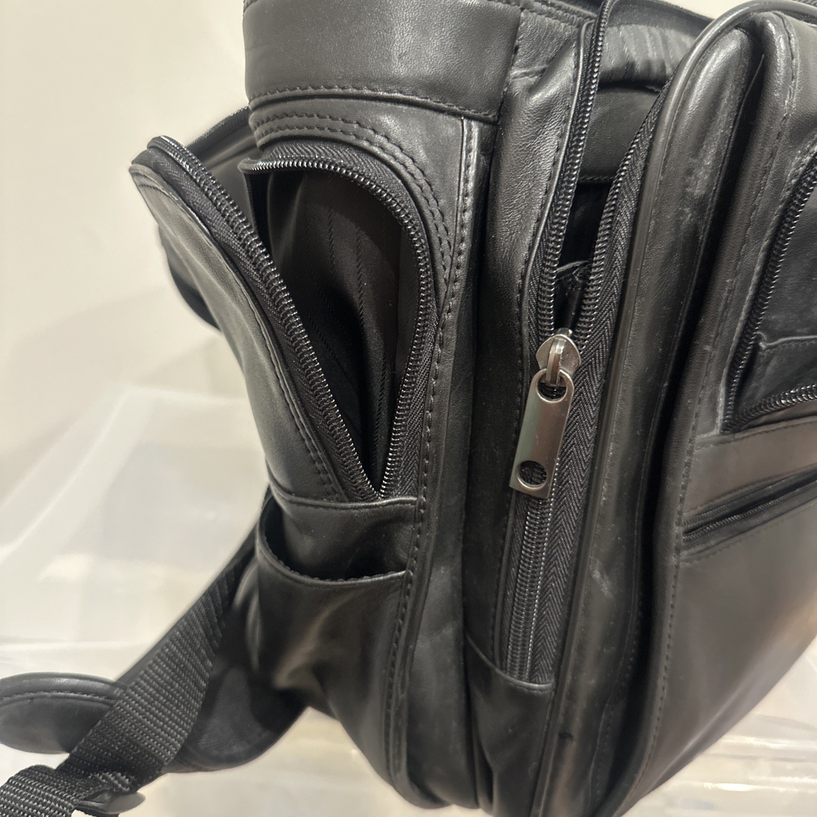 Men's Leather Backpack Simple Multifunctional Lei… - image 5