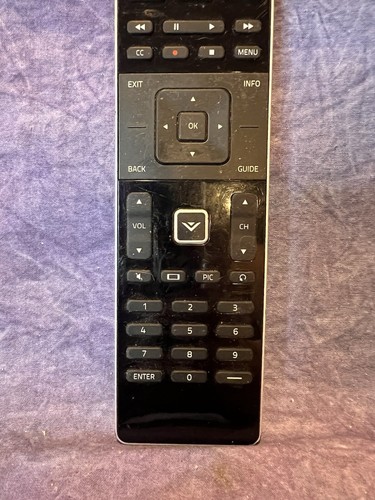 Set Of 3 Remote Replacements - Vizio, Definitive Comcast, Vizio W/keyboard - Picture 19 of 24