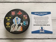 Roman Josi Signed 2016 World Cup of Hockey Puck Beckett BAS COA Go Predators b