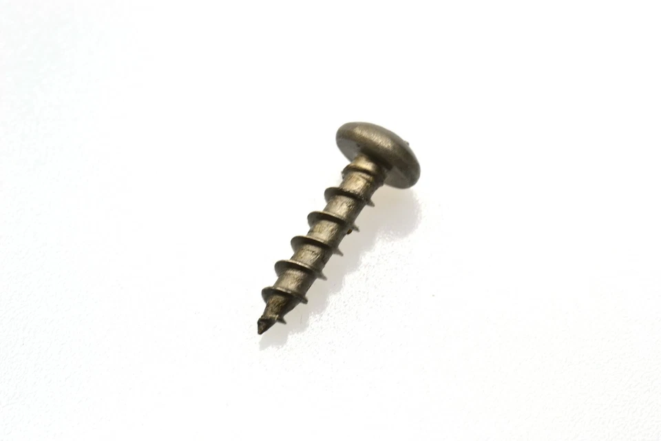 Qty 5000 - Pack Antique Brass Wood Screws, #6 x 5/8 PAN HEAD, Combo Drive - Image 4 of 4