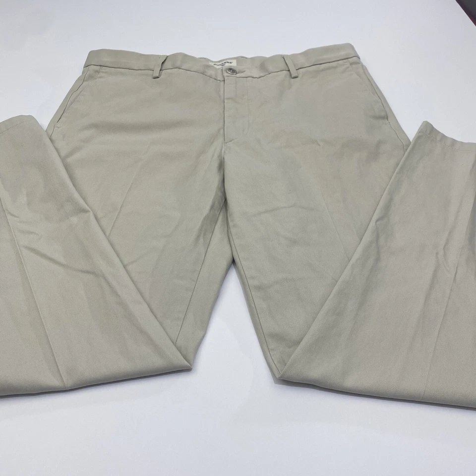 Pantalones de vestir Dockers ajustados cónicos para hombre talla W38/L32 algodón crema casual usados Foto 4 de 4
