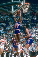 Buck Williams of the New Jersey Nets 1980s Basketball Photo 13