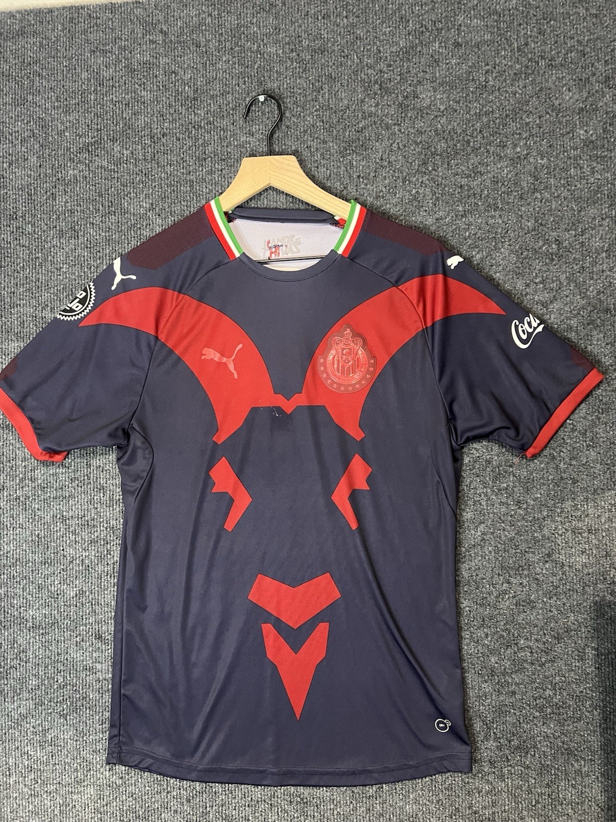 Puma Chivas Guadalajara 2018-19 Third Jersey Mens M Navy Red Liga MX 704091-01