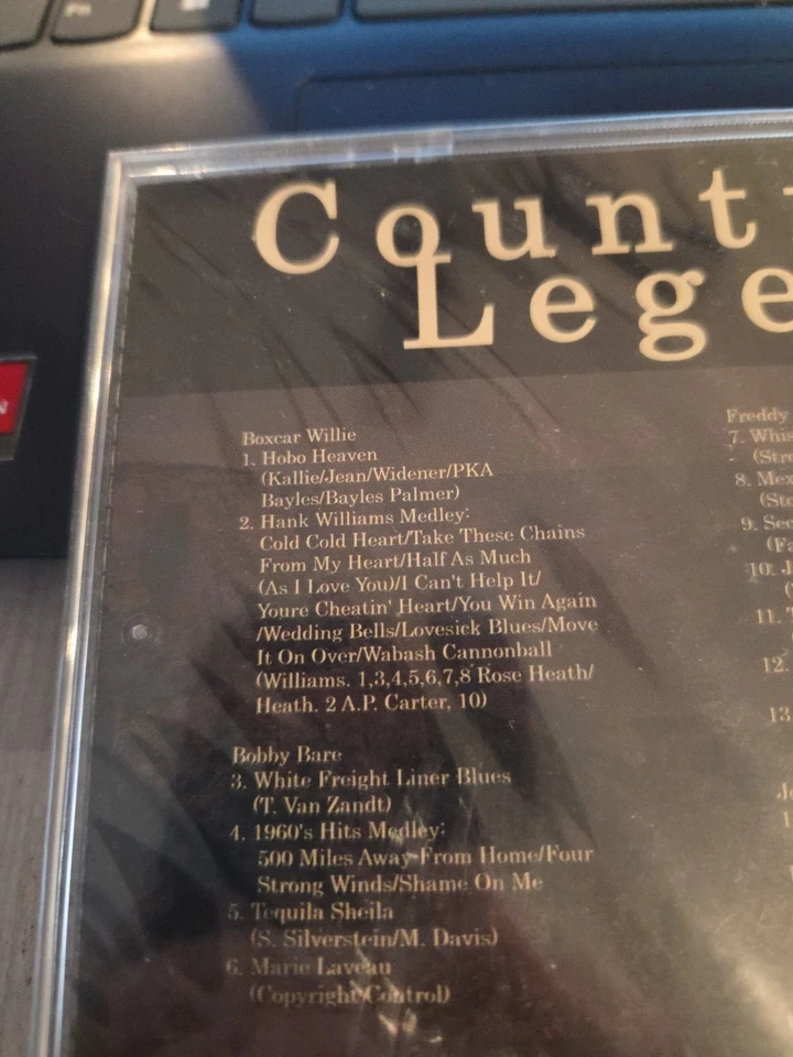 CD N 73 - Country Legends vol 2 - boxcar willey freddy fender bobby bare sealed Foto 2 de 3