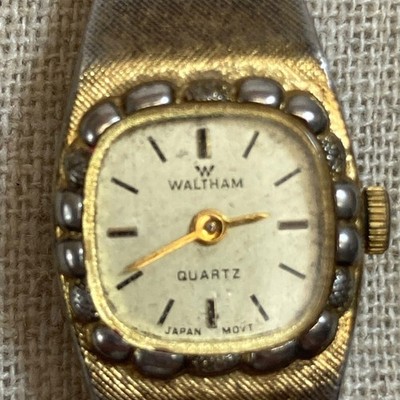 Vintage Waltham Ladies Watch Untested wl074-001 Hong Kong Base Metal Bezel