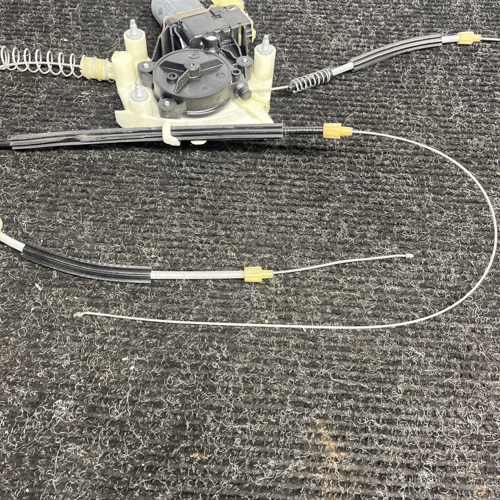 ☑️ 14-22 Maserati Ghibli SQ4 Window Regulator Motor Rear Right Side GlassOEM