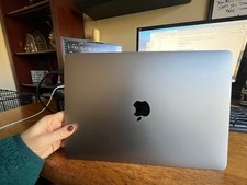 MacBook Air M1 A2337   Stuck in Recovery   For Parts / Repair