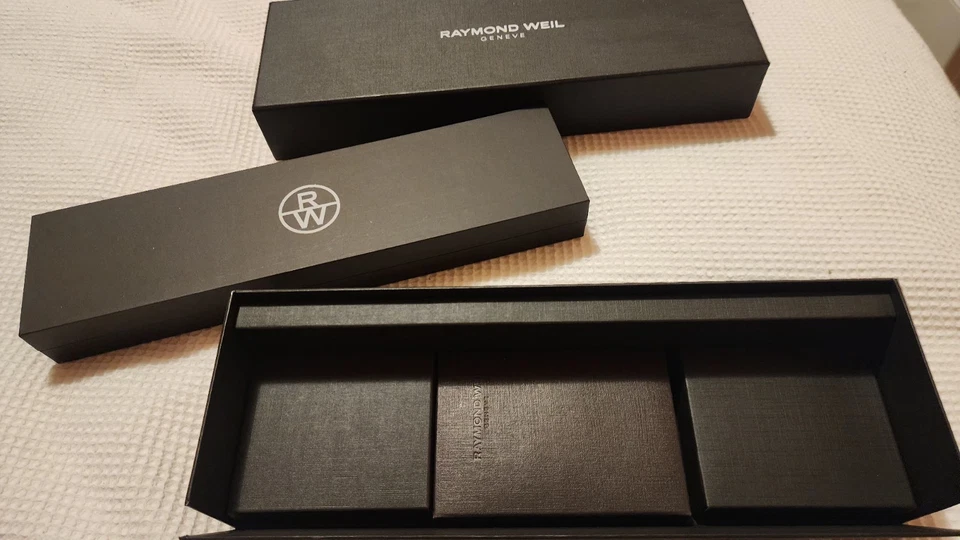 Raymond Weil Men's Tradition 39mm White Dial 18K Swiss Quartz Watch 5476-P-00307 - image 4 of 4