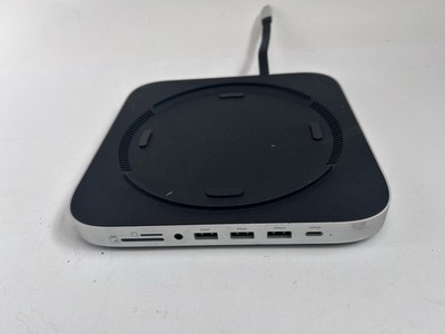 Satechi - Stand & Hub For Mac Mini / Studio With NVMe SSD Enclosure - Silver