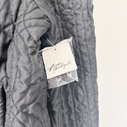 Free People Quinn Quilted Jacket Size XL Black Velvet Patchwork Boho RRP £188 - Picture 7 of 9