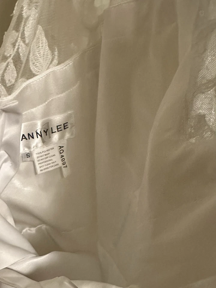 ANNYLEE - Image 4 of 4