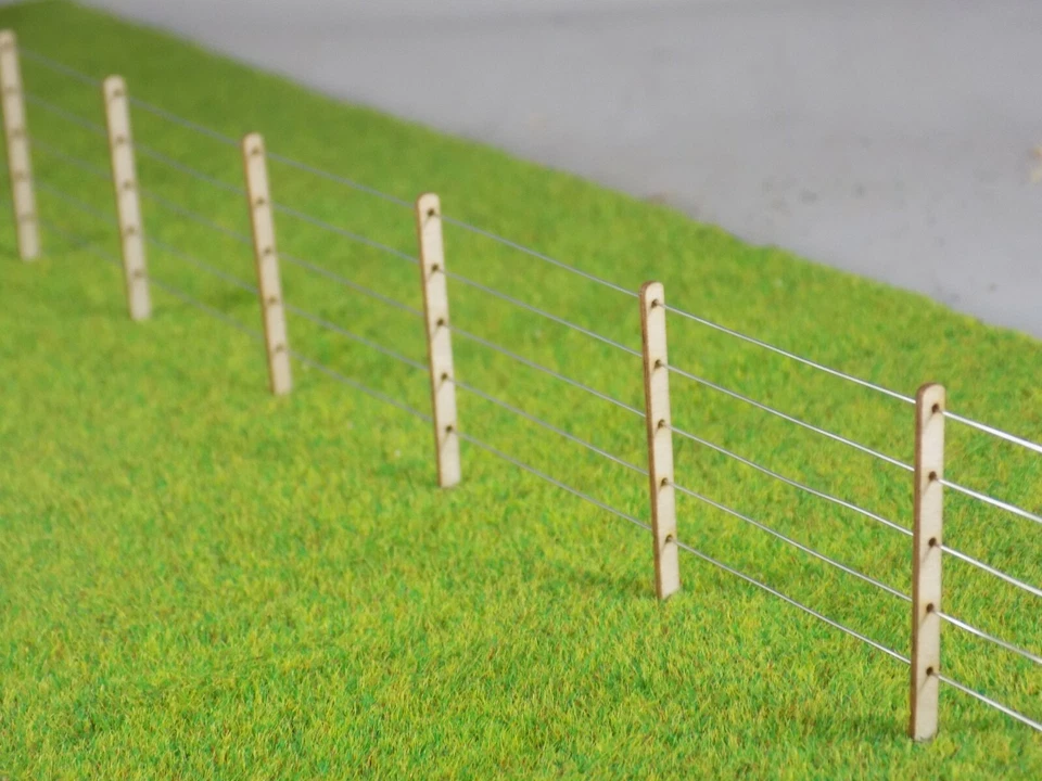 Post & Wire 5ft Lineside Fencing O gauge 1:43 fence kit - 64 posts + 10m of wire - Image 3 of 3