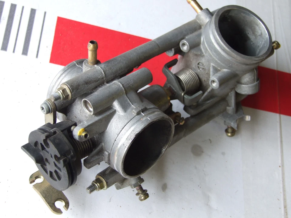 Ducati 1000DS multistrada throttle body with linkages  - Image 2 of 4