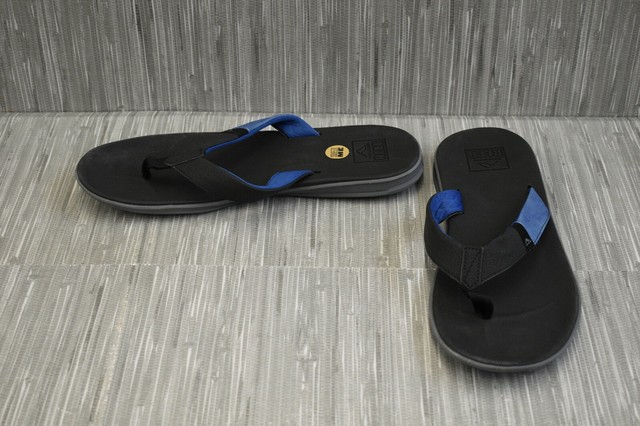 reef slammed rover flip flops