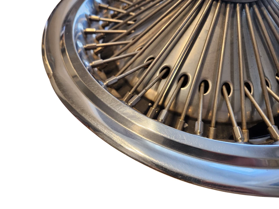 Dodge Chrysler Charger 1970 Plymouth pasajero y más cubierta de rueda buen estado Foto 4 de 4