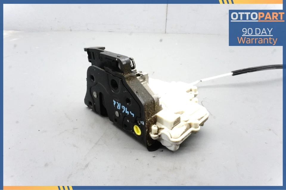 Actuador de bloqueo de pestillo de puerta trasera izquierda AUDI A4 S4 A3 A8 Q3 Q5 Q7 2007-2015 8K0839015 Foto 4 de 4