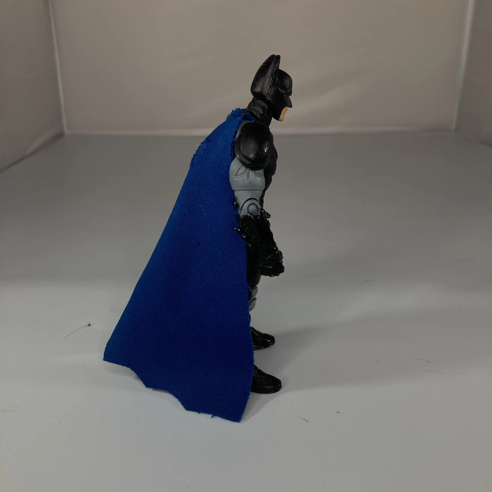 Boneco de ação Batman The Dark Night Riot Strike Batman brinquedo Mattel DC Comics - Imagem 3 de 4