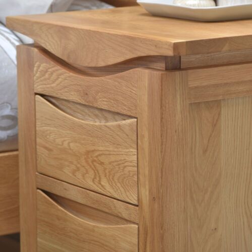 Nachttisch Schrank mit 3 Schubladen Massivholz Schlafzimmermöbel - Eiche halbmondförmig - Bild 2 von 4