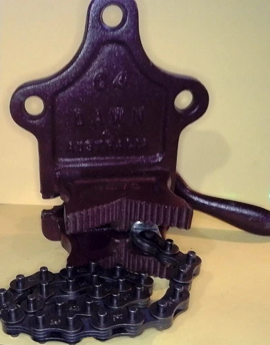DAWN  NO.4 PLUMBERS CHAIN VISE AUSTRALIA BRAND NEW  
