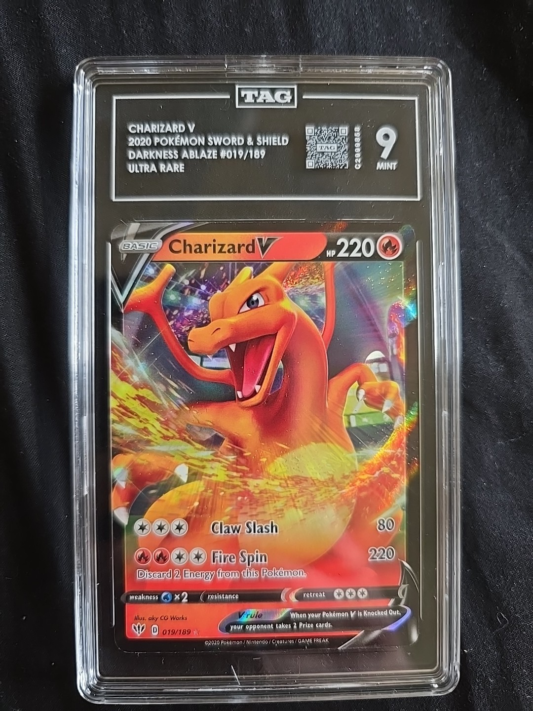 Pokémon TCG Charizard v Darkness Ablaze Holo Ultra Rare Card 19/189