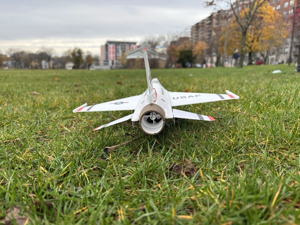 Mínimo RC F16 Thunderbird RTF, 30 mm EDF, 290 mm de envergadura (stock en EE. UU.) Foto 4 de 4