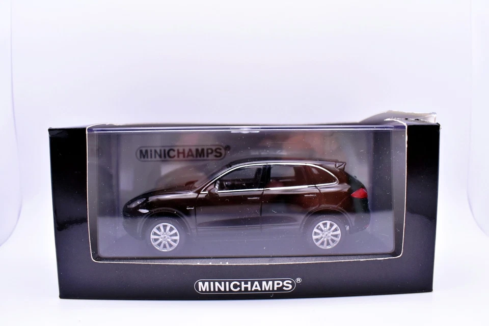 Modellino auto scala 1:43 Porsche cayenne nero minichamps diecast modellismo car - Immagine 4 di 4