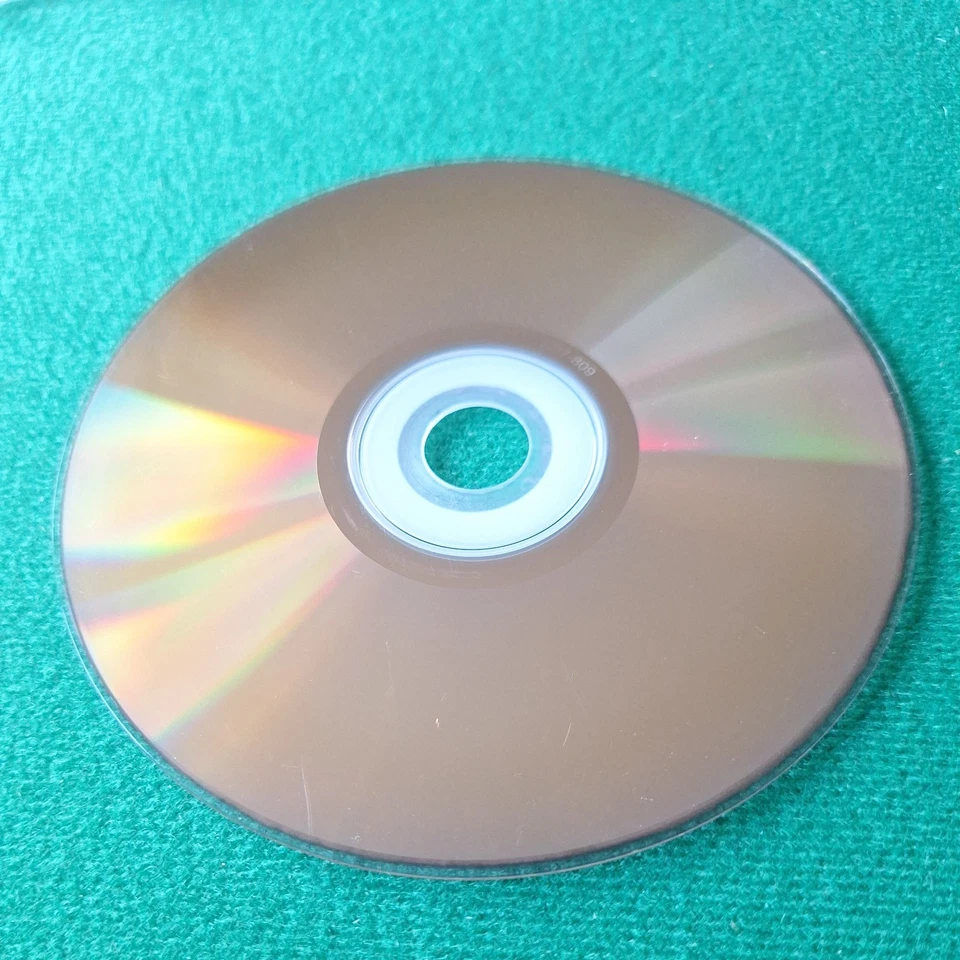 Shakira : Laundry Service CD (2002) Rare 13 track Taiwanese Foto 4 de 4