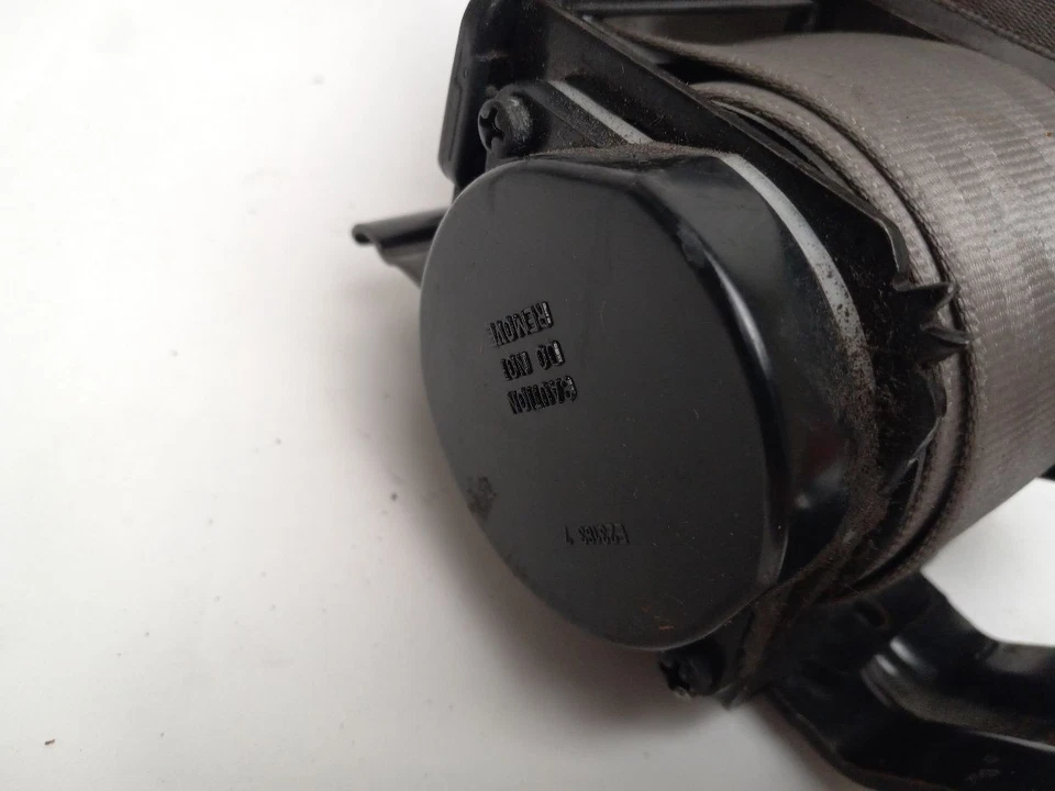 CINTURÓN DE SEGURIDAD TRASERO TERCERA FILA CONDUCTOR RETRACTOR PARA CHRYSLER TOWN COUNTRY 2003 Foto 4 de 4