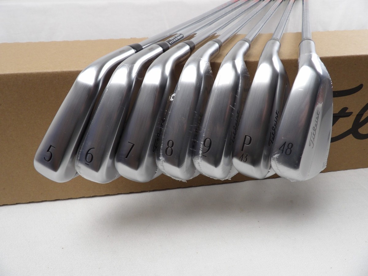 DEMO 2025 Titleist T-250 Iron Set 5-GW - N.S. Pro Modus3 Tour 105