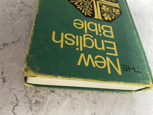 Bible: New English Bible - Hardcover Illustrated By Horace Knowles 1972 - Picture 5 of 9