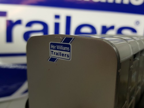 Ifor Williams OEM Plant Twin Axle Builders Box Van Trailer Large Decal Sticker - Picture 2 of 3