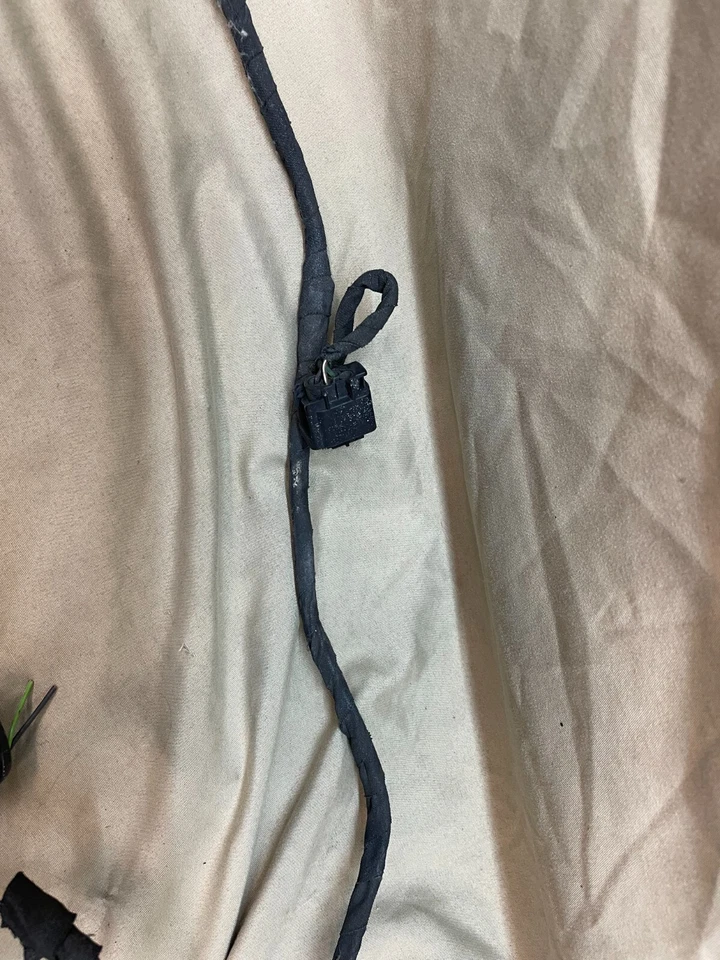 AUDI A4 QUATTRO 2002-2005 - Parachoques delantero cableado/arnés de cableado 8E0971095E Foto 4 de 4