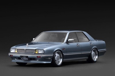 1:18 Nissan Gloria Cima (Y31) -- Light Blue -- Ignition Model IG3902