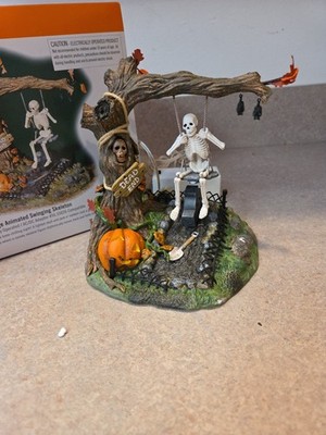 Department 56 Village Animated Swinging Skeleton 52514 Halloween Tested Working