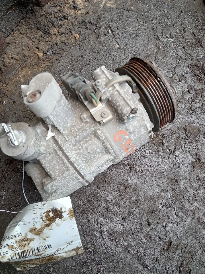 Used A/C Compressor fits: 2017 Volkswagen Jetta 2.0L R134A Grade A Foto 4 de 4