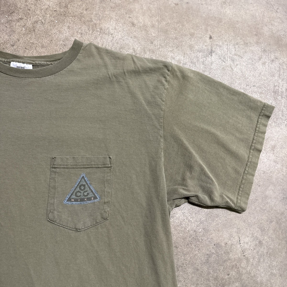 Vintage Nike ACG Shirt Mens XL Green 90s Nature Pocket Tee Earth