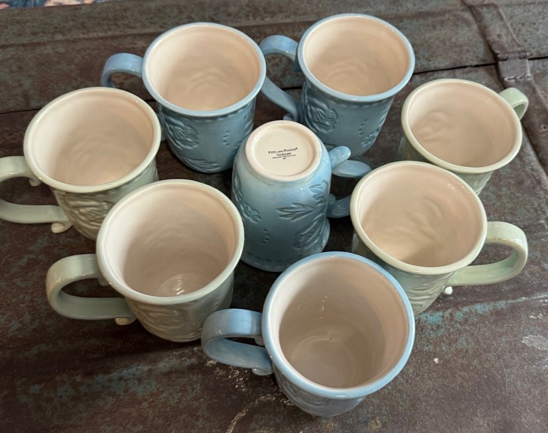 Set of 8 Fitz and Floyd Large Toulouse Floral Embossed Green Blue 16 oz. Mugs