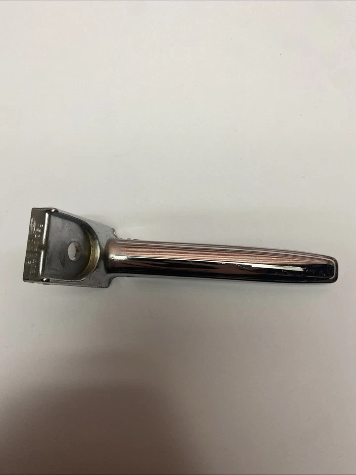 Nuevo de Lote Antiguo Ford 1974 1975 LTD Galaxie Landau Puerta Delantera Manija Interior D4AZ-6522600-A Foto 4 de 4