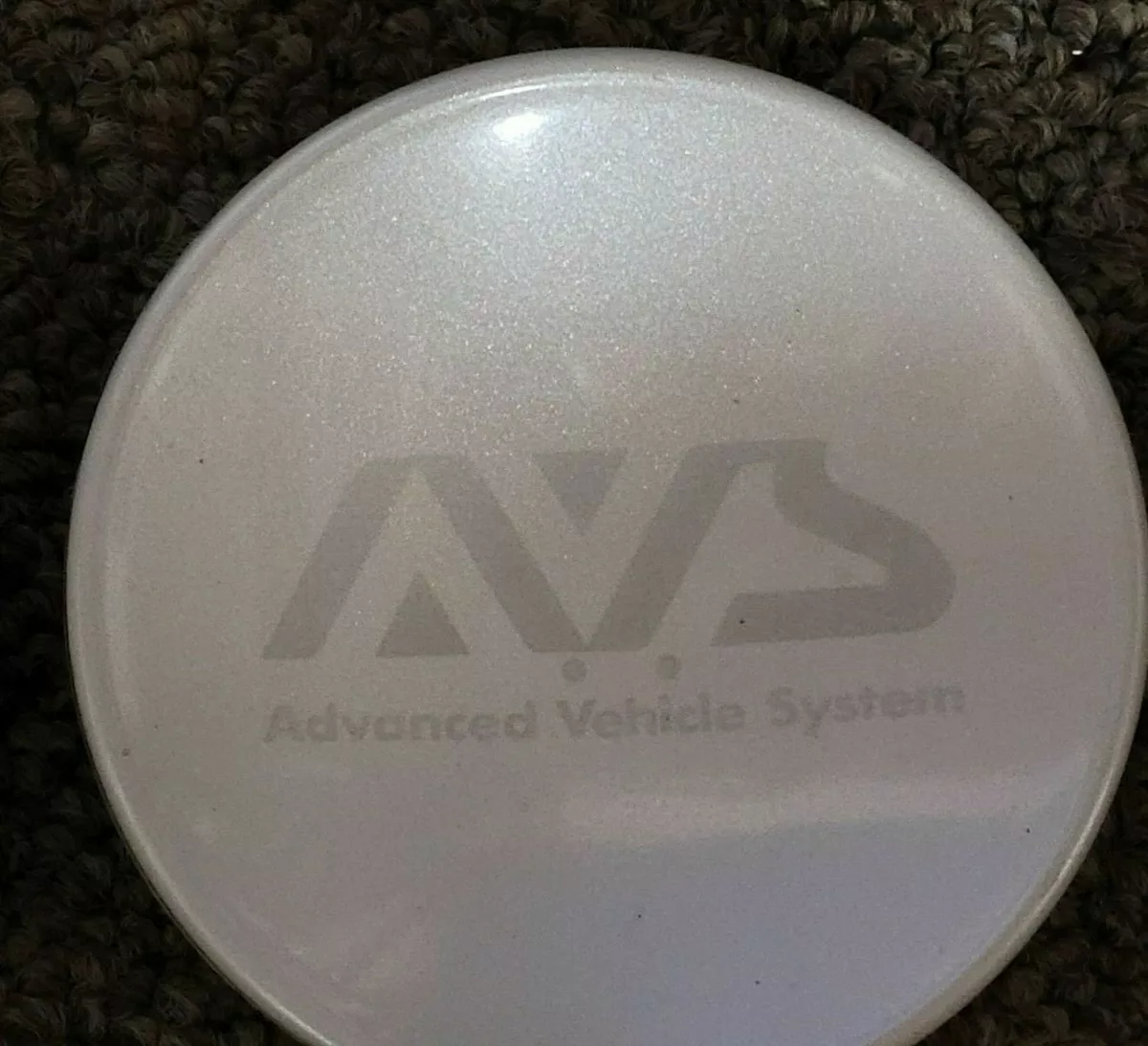 Yokohama/Advan/ AVS VS-5 Center Cap Pearl White- Excellent Condition!