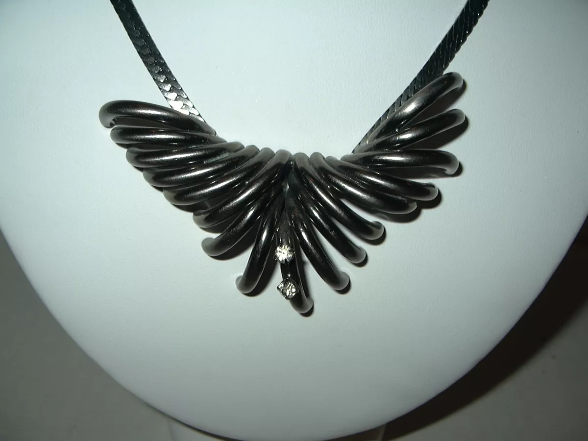 Pewter coloured jewellery sale